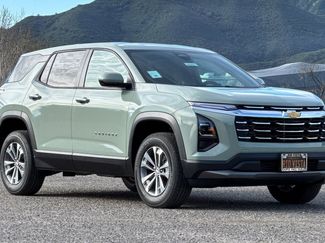 New 2026 Chevrolet Equinox LT video 2