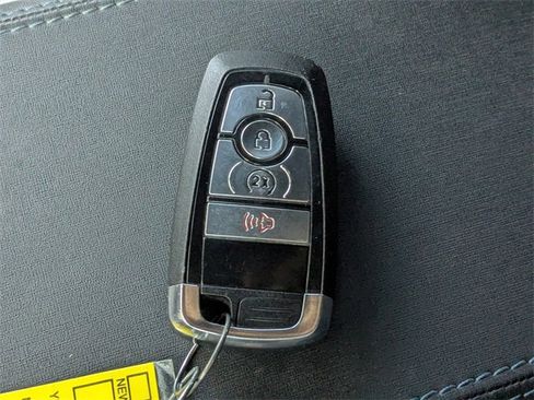 Used 2024 Ford Bronco Wildtrak image 28