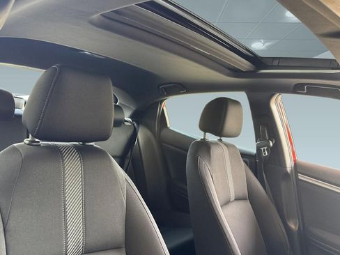 Used 2018 Honda Civic EX image 15