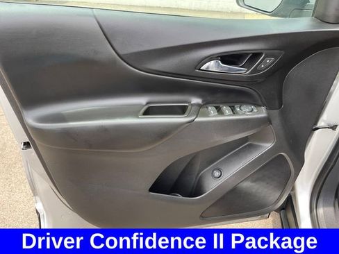 Used 2020 Chevrolet Equinox LT AWD/4WD image 10