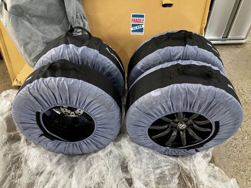 Used 2018 Alfa Romeo 4C Spider image 80