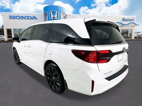 Used 2026 Honda Odyssey Sport-L image 3