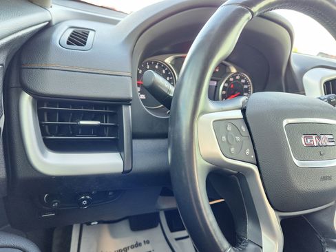 Used 2020 GMC Terrain SLT w/ Preferred Package FWD image 24