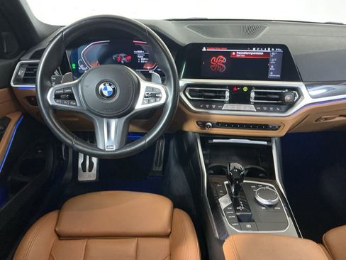 Used 2021 BMW 330i Sedan w/ M Sport Package image 10