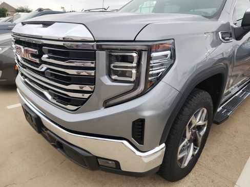 Used 2025 GMC Sierra 1500 SLT AWD/4WD image 8
