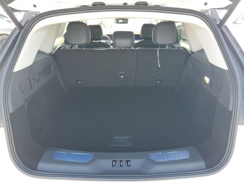 New 2026 Lincoln Nautilus Premier w/ Equipment Group 102A image 32