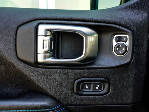 Used 2024 Jeep Wrangler Unlimited Rubicon 4xe image 36