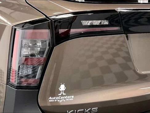 New 2026 Nissan Kicks SR w/ SR Premium Package image 18