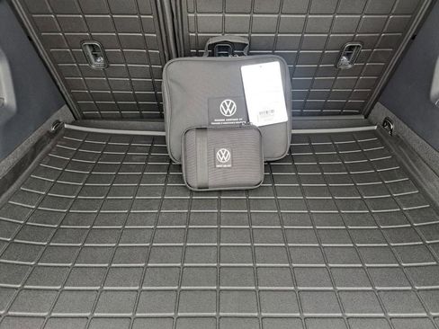 New 2026 Volkswagen Tiguan S FWD image 26