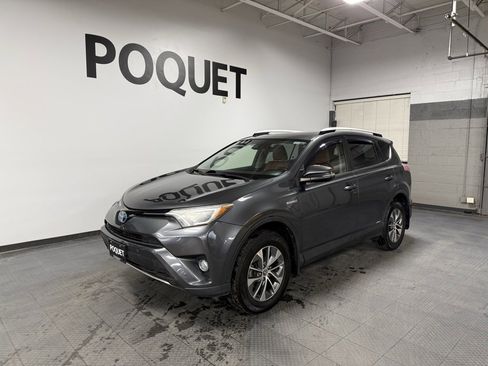 Used 2016 Toyota RAV4 XLE image 2