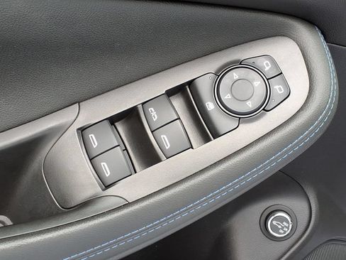 Used 2025 Buick Encore GX Sport Touring FWD image 14