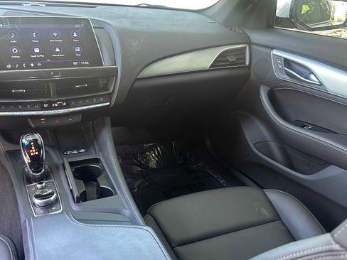 Used 2022 Cadillac CT5 Luxury RWD image 19