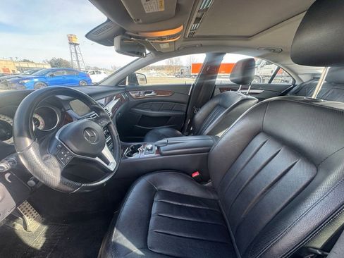 Used 2014 Mercedes-Benz CLS 550 4MATIC image 9