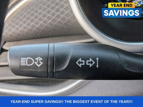 Used 2022 Chevrolet Malibu LT image 34