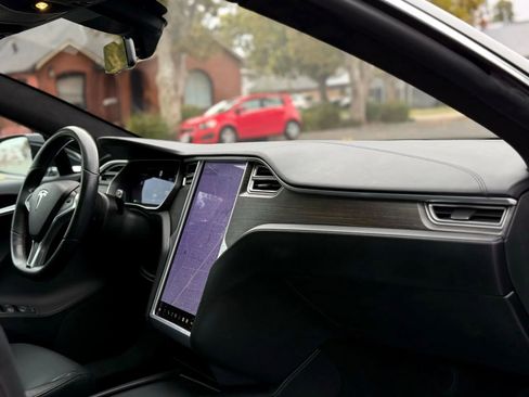 Used 2016 Tesla Model S 75 image 11