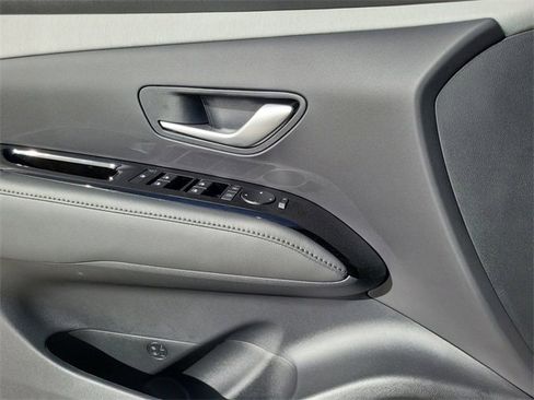 New 2025 Hyundai Santa Cruz Limited image 14