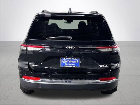 New 2025 Jeep Grand Cherokee Laredo w/ MOPAR Finishing Package AWD/4WD image 7
