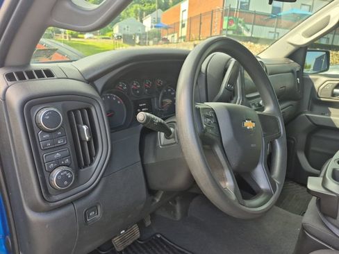 Used 2022 Chevrolet Silverado 1500 Custom AWD/4WD image 10