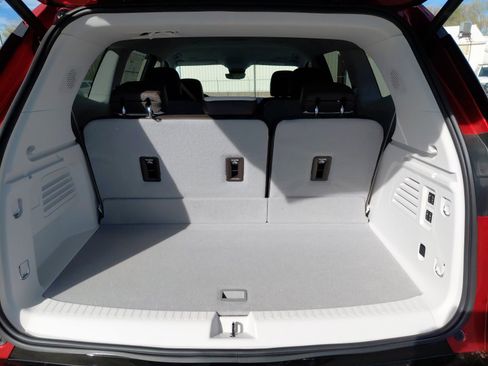 New 2026 GMC Acadia Denali w/ Super Cruise Package image 26