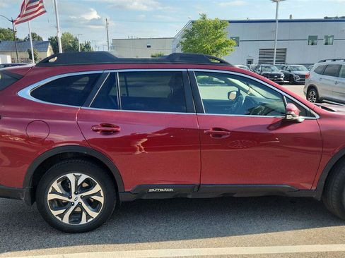 Used 2021 Subaru Outback Limited w/ Popular Package #2 AWD/4WD image 3
