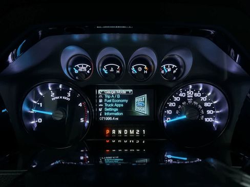 Used 2015 Ford F250 Platinum w/ FX4 Off-Road Package image 16