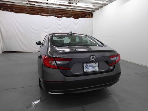 Certified 2019 Honda Accord Touring image 7