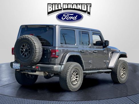 Used 2022 Jeep Wrangler Unlimited Rubicon w/ Xtreme Recon 35" Tire Package AWD/4WD image 3