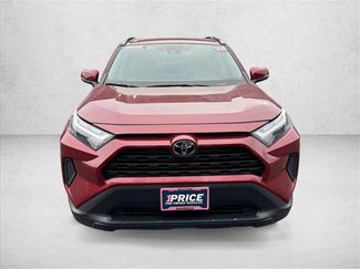 Used 2025 Toyota RAV4 XLE video 2