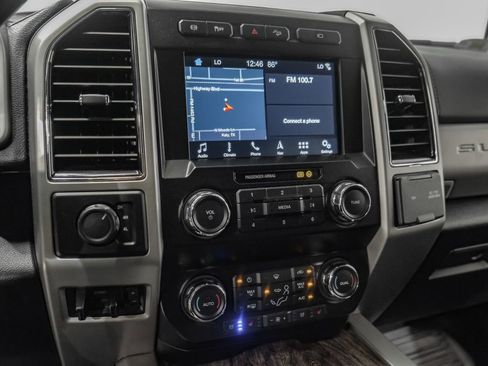 Used 2019 Ford F350 Lariat w/ Lariat Value Package AWD/4WD image 24