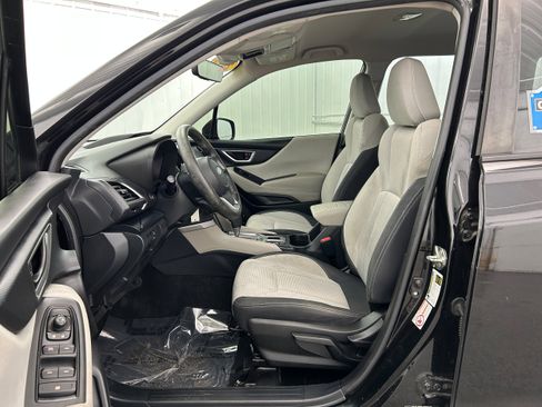 Used 2019 Subaru Forester w/ Alloy Wheel Package AWD/4WD image 4