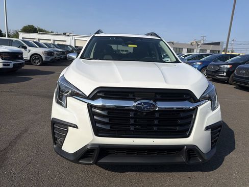 Used 2023 Subaru Ascent Limited w/ Technology Package AWD/4WD image 8