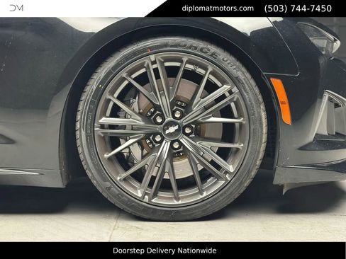 Used 2018 Chevrolet Camaro ZL1 image 39