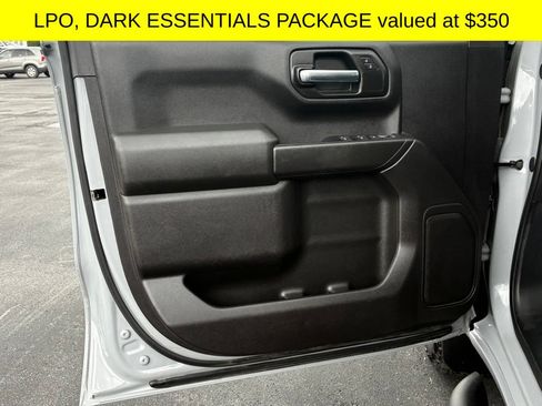 Used 2024 Chevrolet Silverado 1500 Custom Trail Boss w/ LPO, Dark Essentials Package AWD/4WD image 4