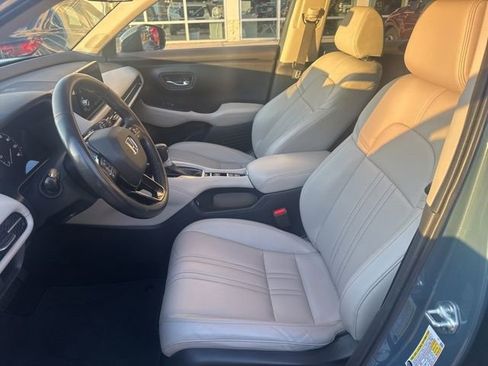 Used 2023 Honda HR-V EX-L image 15