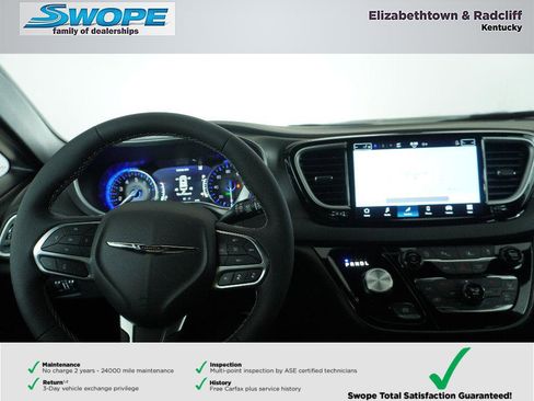 New 2026 Chrysler Voyager LX image 14