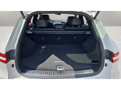 New 2026 Genesis GV70 2.5T Sport Prestige image 9