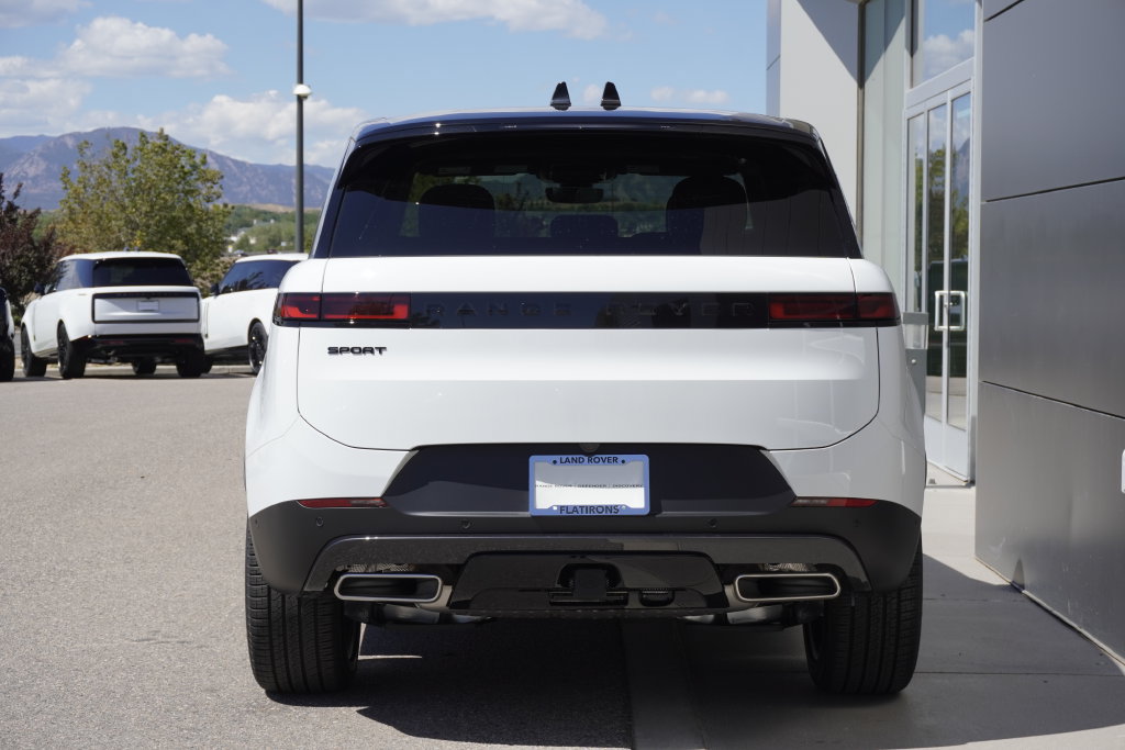 New 2026 Land Rover Range Rover Sport SE AWD/4WD image 6
