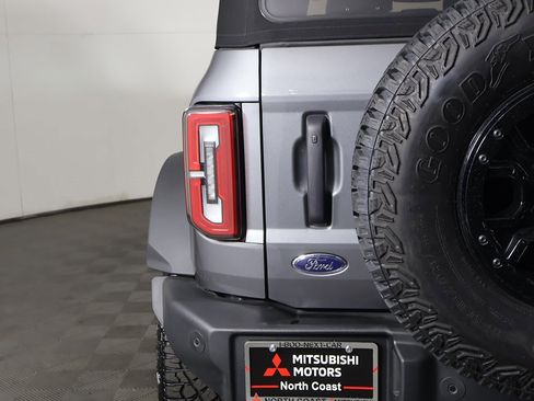 Used 2024 Ford Bronco Wildtrak image 15