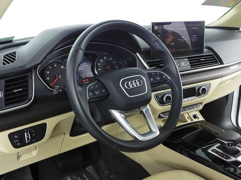 Used 2023 Audi Q5 2.0T Premium w/ Convenience Package image 31