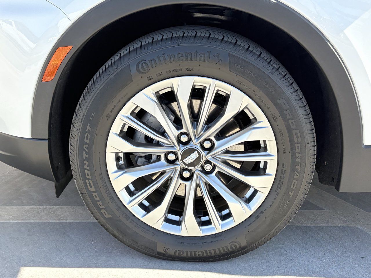 Certified 2025 Cadillac XT4 Premium Luxury FWD image 10