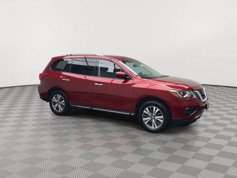 Used 2020 Nissan Pathfinder SV AWD/4WD image 38