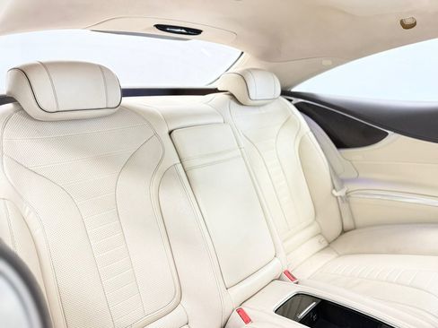 Used 2015 Mercedes-Benz S 550 4MATIC Coupe w/ Premium 1 Package image 45