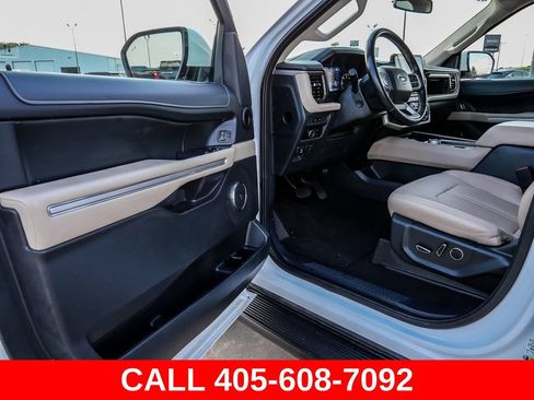 Used 2024 Ford Expedition Max Limited RWD image 36