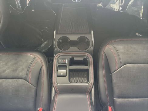 Used 2025 Ford Mustang Mach-E Premium w/ Sport Appearance Package AWD/4WD image 12