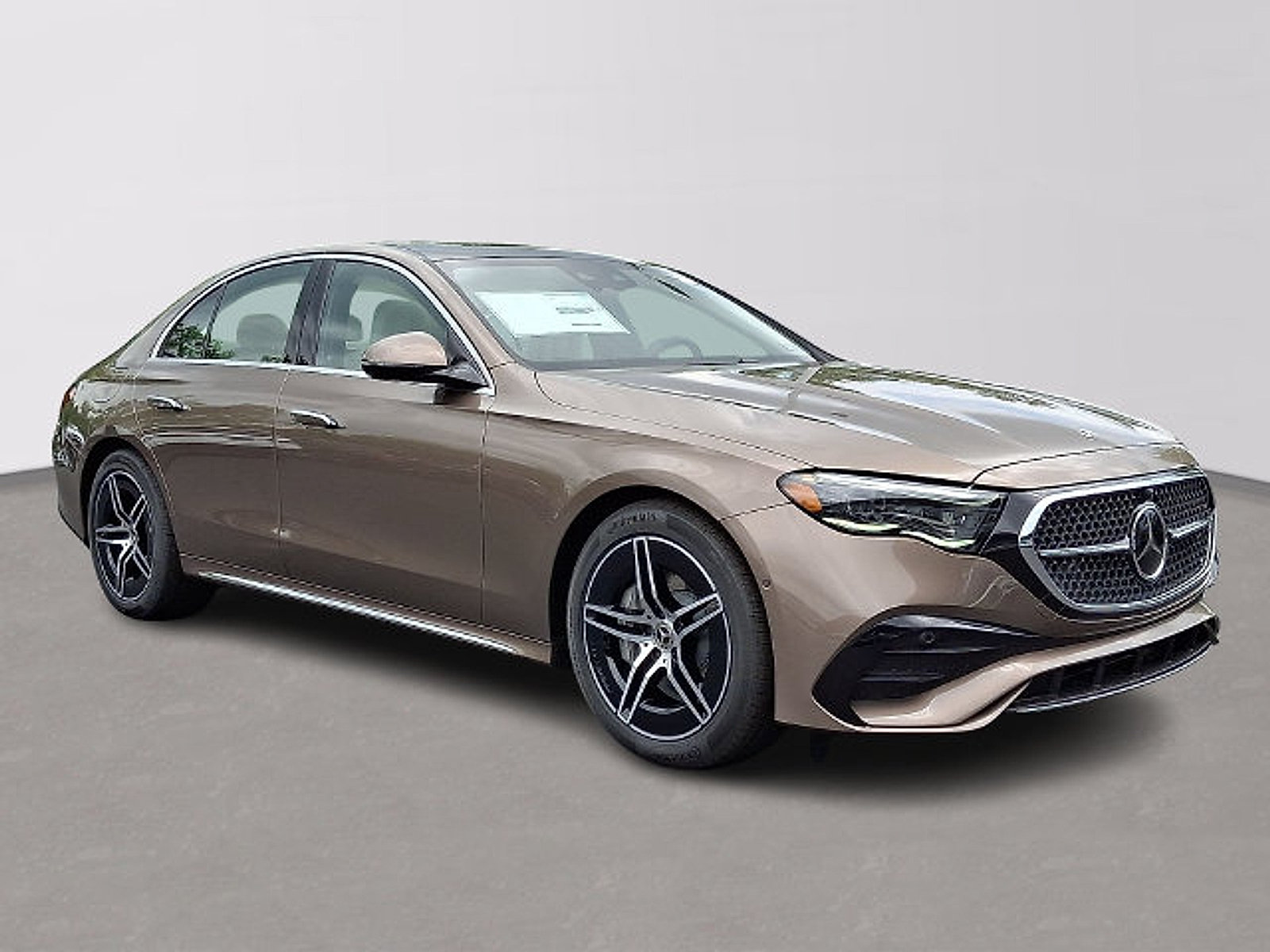 Used 2026 Mercedes-Benz E 450 4MATIC Sedan image 3