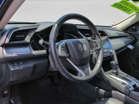 Used 2017 Honda Civic Touring image 23