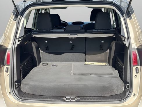 Used 2017 Ford C-MAX SE image 8