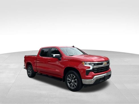 Used 2024 Chevrolet Silverado 1500 LT AWD/4WD image 8