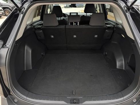 Used 2025 Toyota RAV4 XLE FWD image 27