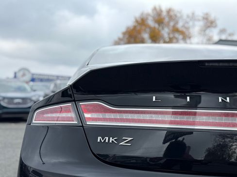 Used 2020 Lincoln MKZ Standard image 9